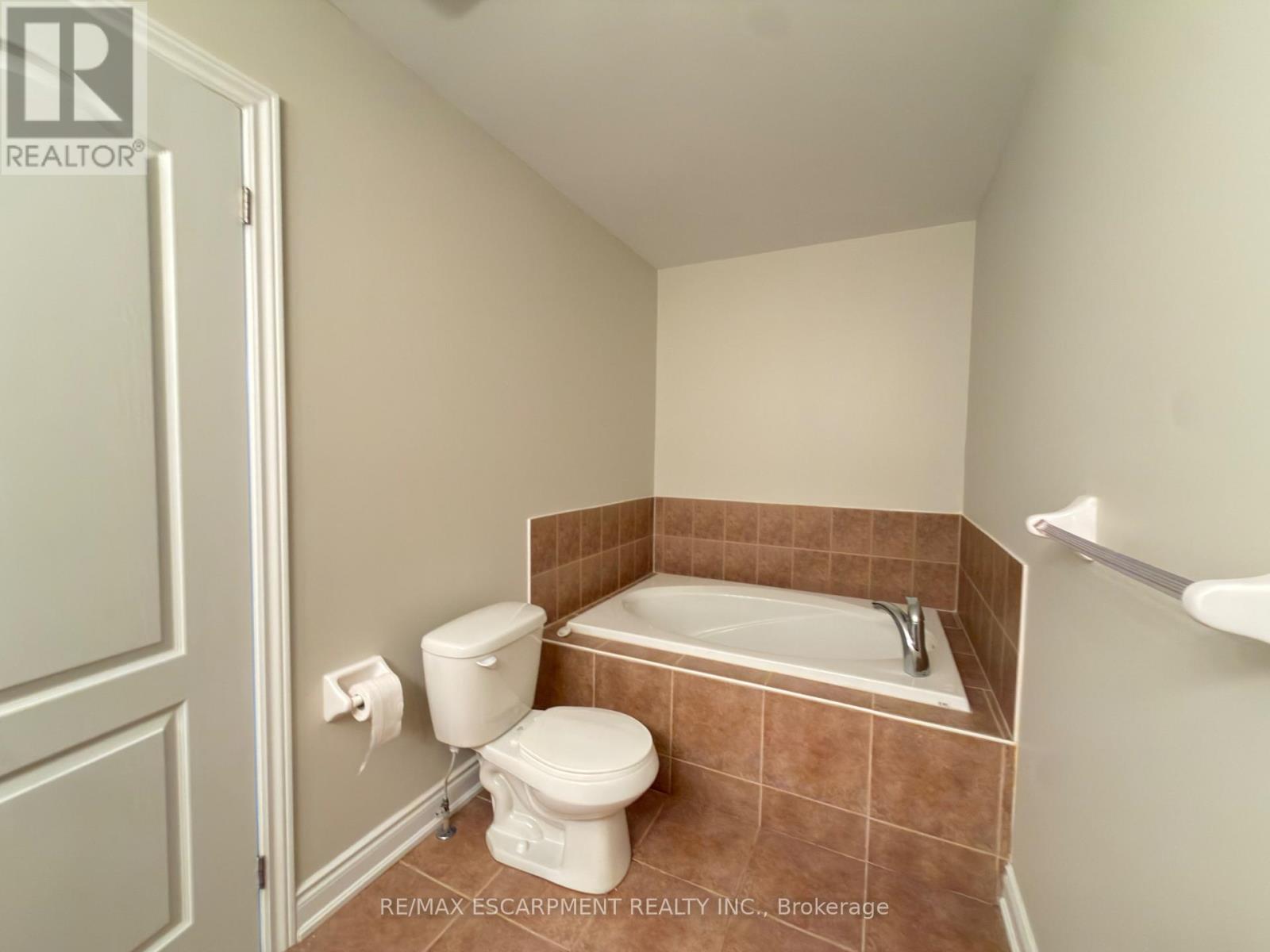 2085 Pine Street, Burlington, Ontario  L7R 1G1 - Photo 26 - W13457654