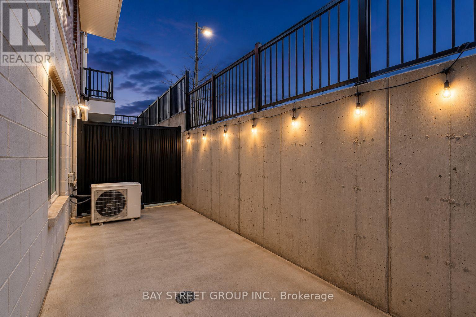 6 - 39 John Perkins Bull Drive, Toronto, Ontario  M3K 0C3 - Photo 17 - W13457662