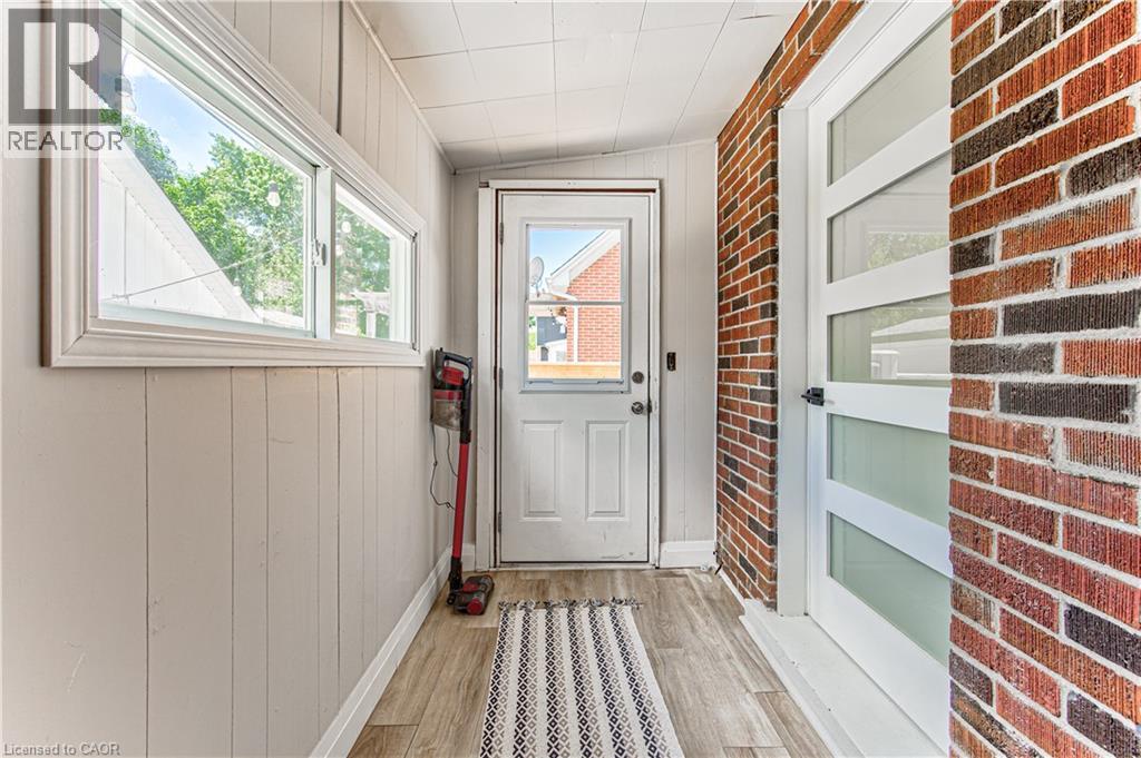 101 Talbot Street, Kitchener, Ontario  N2M 2B2 - Photo 23 - 40840597