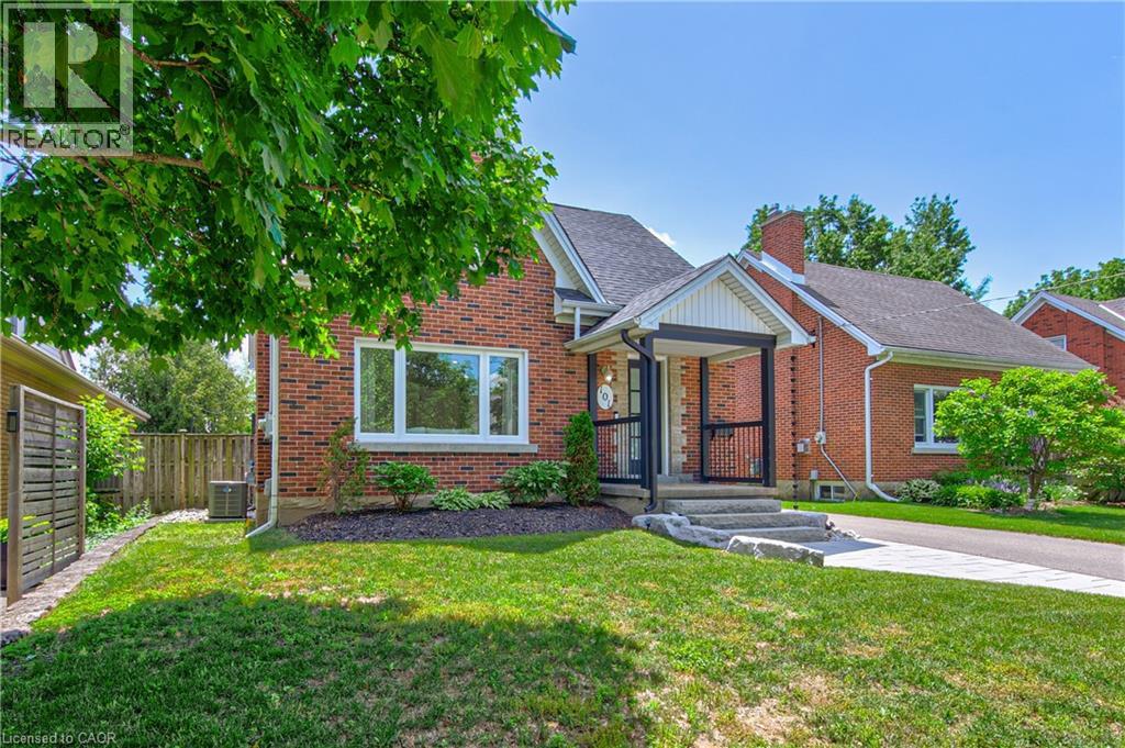 101 Talbot Street, Kitchener, Ontario  N2M 2B2 - Photo 3 - 40840597