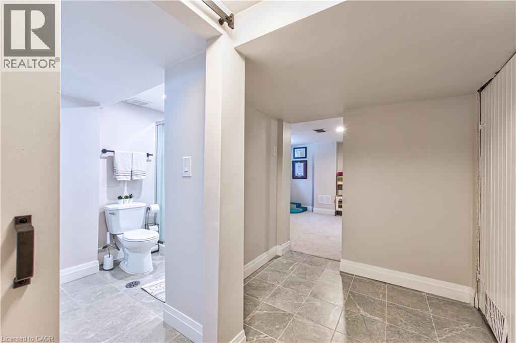 101 Talbot Street, Kitchener, Ontario  N2M 2B2 - Photo 30 - 40840597