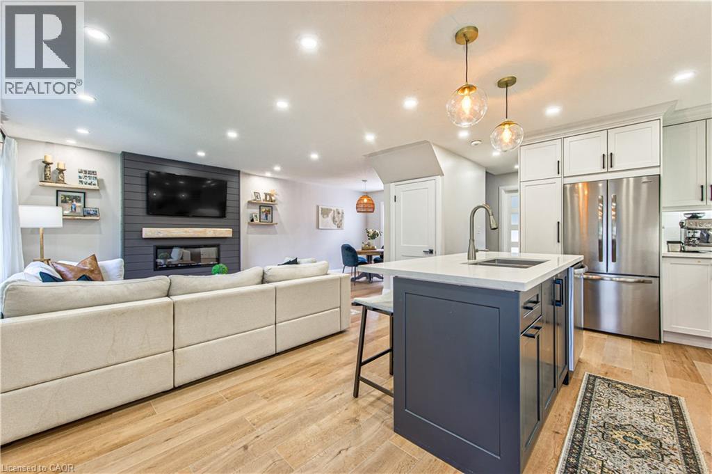 101 Talbot Street, Kitchener, Ontario  N2M 2B2 - Photo 6 - 40840597