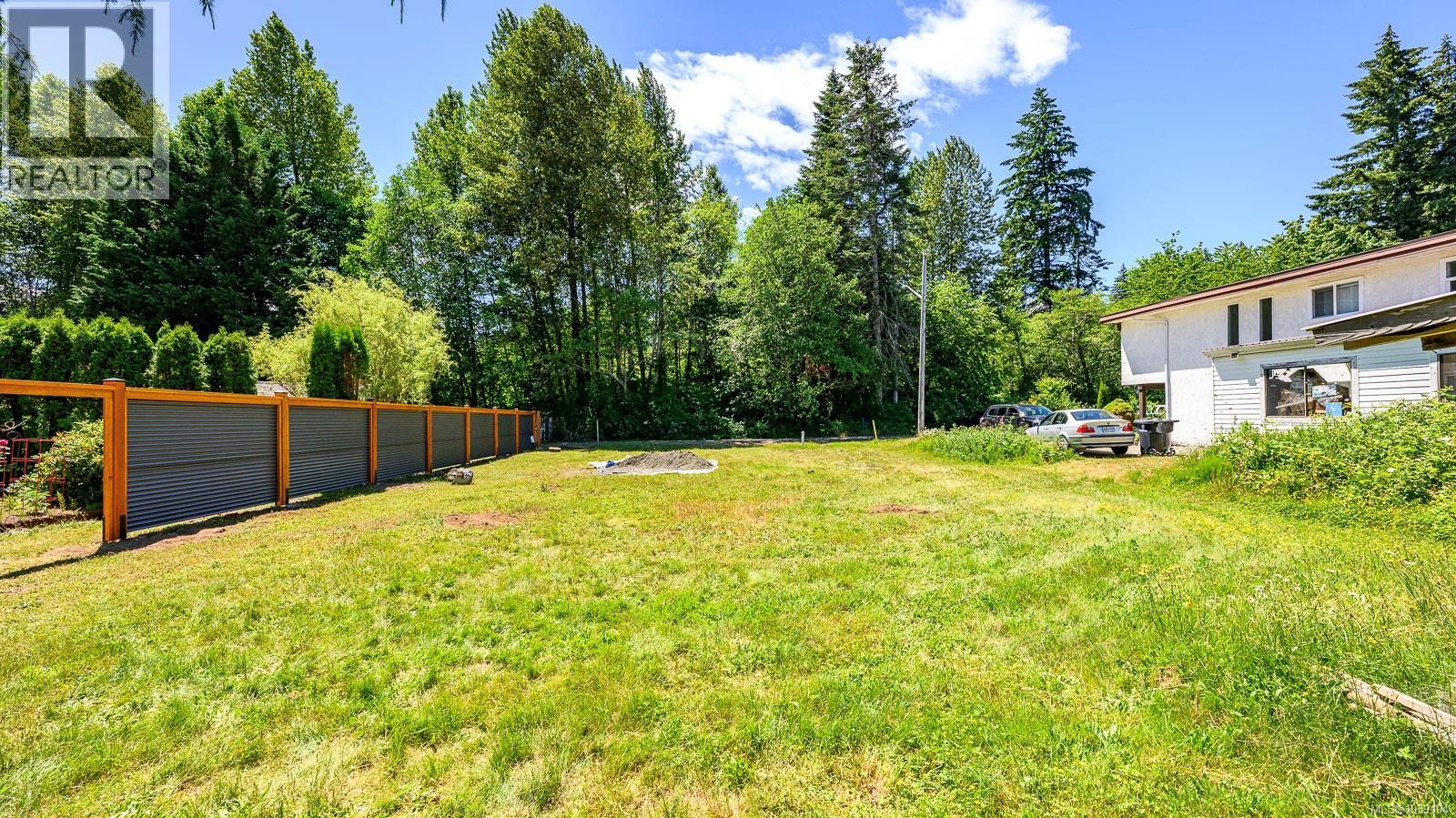 460 Willemar Ave, Courtenay, British Columbia  V9N 3L6 - Photo 4 - 1039104