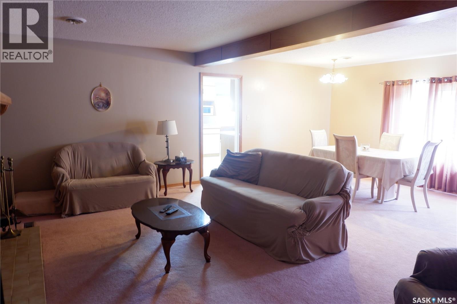 48 2nd Avenue E, Lafleche, Saskatchewan  S0H 2K0 - Photo 11 - SK011082