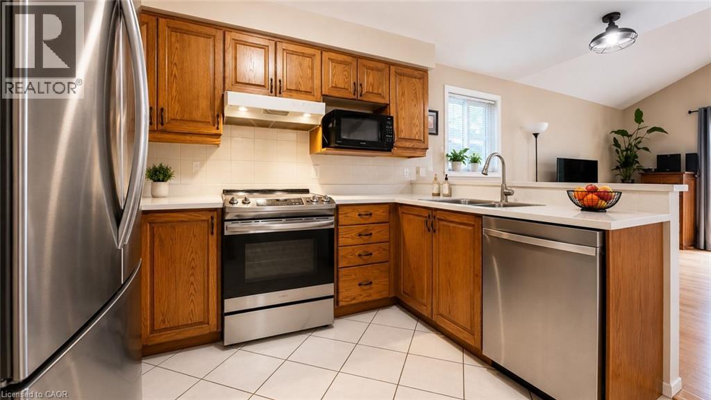287 Resurrection Drive Unit# Upper, Kitchener, Ontario  N2N 3H4 - Photo 5 - 40835051