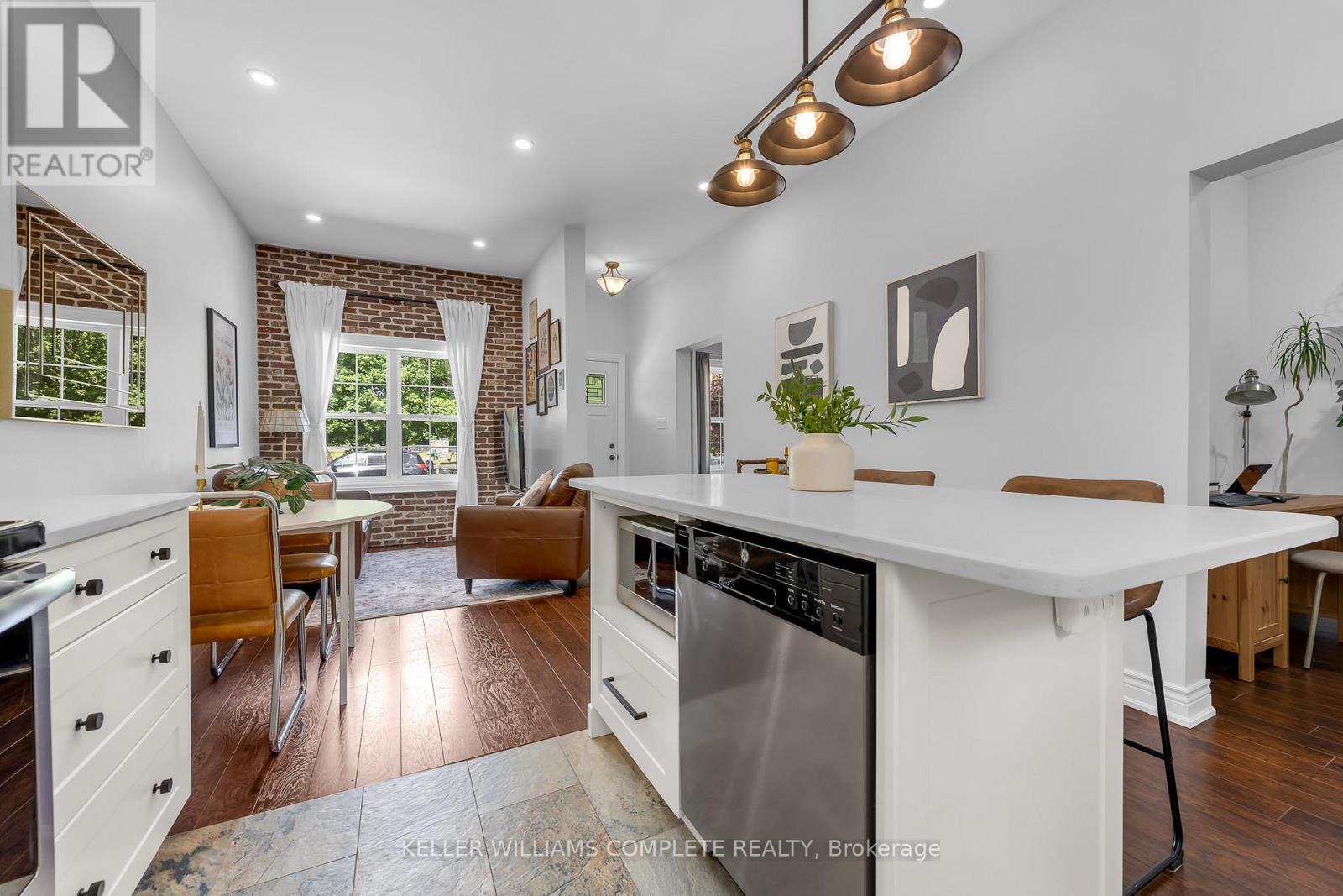 7 Richmond Street, Hamilton, Ontario  L8P 4J3 - Photo 6 - X13457642