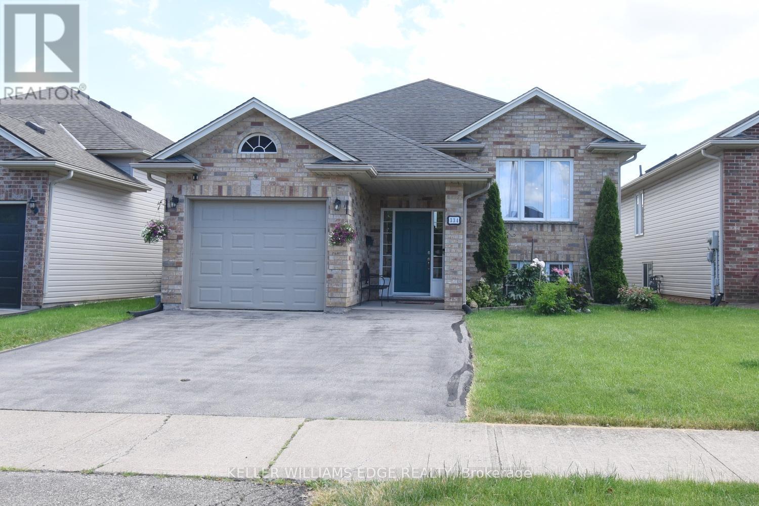 334 St Lawrence Drive, Welland, Ontario  L3C 7H7 - Photo 3 - X13457684