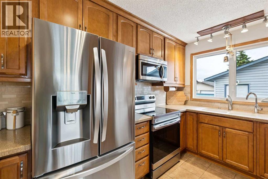 2138 Summerfield Boulevard SE, Airdrie, Alberta  T4B 1X5 - Photo 15 - A2311905