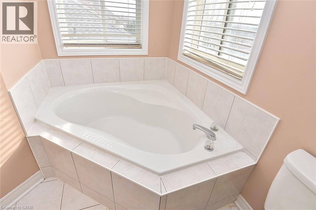 50 Winegarden Trail, Dundas, Ontario  L9H 7M2 - Photo 35 - 40840094