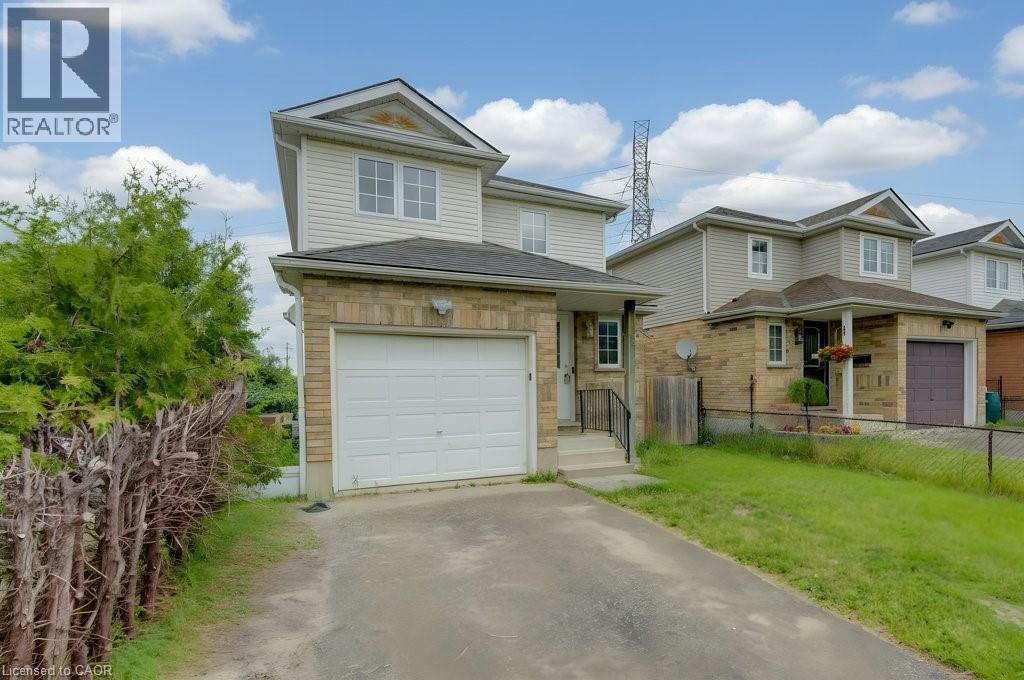 58 Orchid Crescent, Kitchener, Ontario  N2E 3N3 - Photo 2 - 40840414