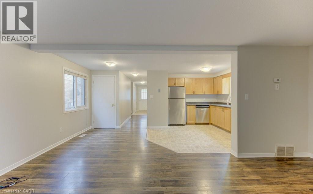 58 Orchid Crescent, Kitchener, Ontario  N2E 3N3 - Photo 11 - 40840414