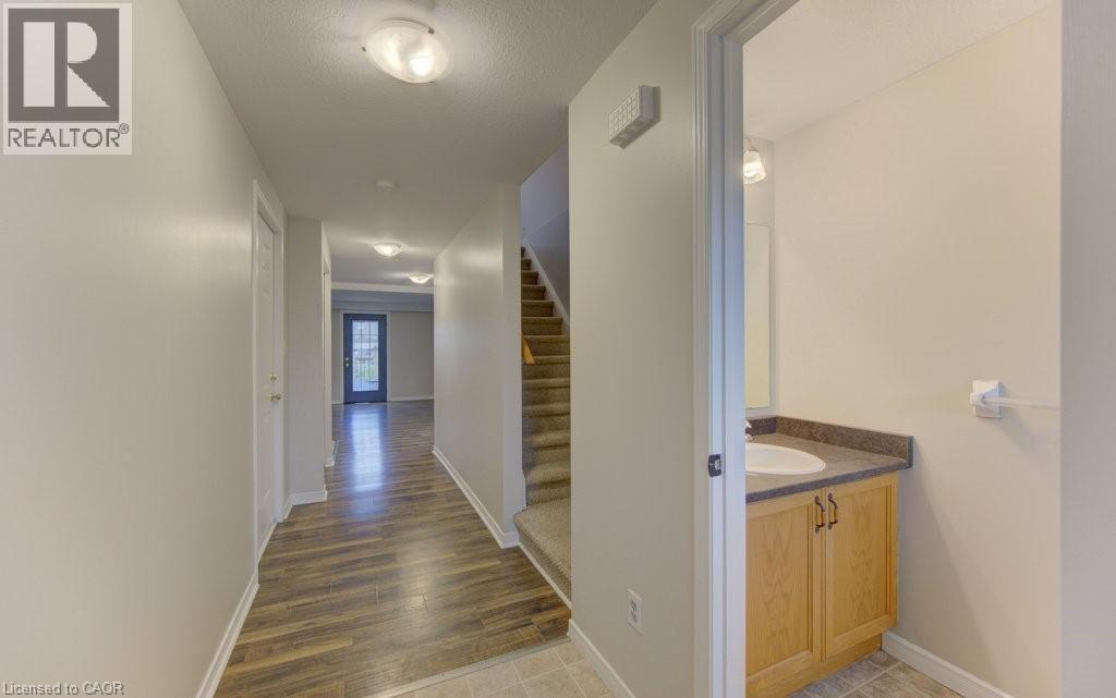 58 Orchid Crescent, Kitchener, Ontario  N2E 3N3 - Photo 6 - 40840414