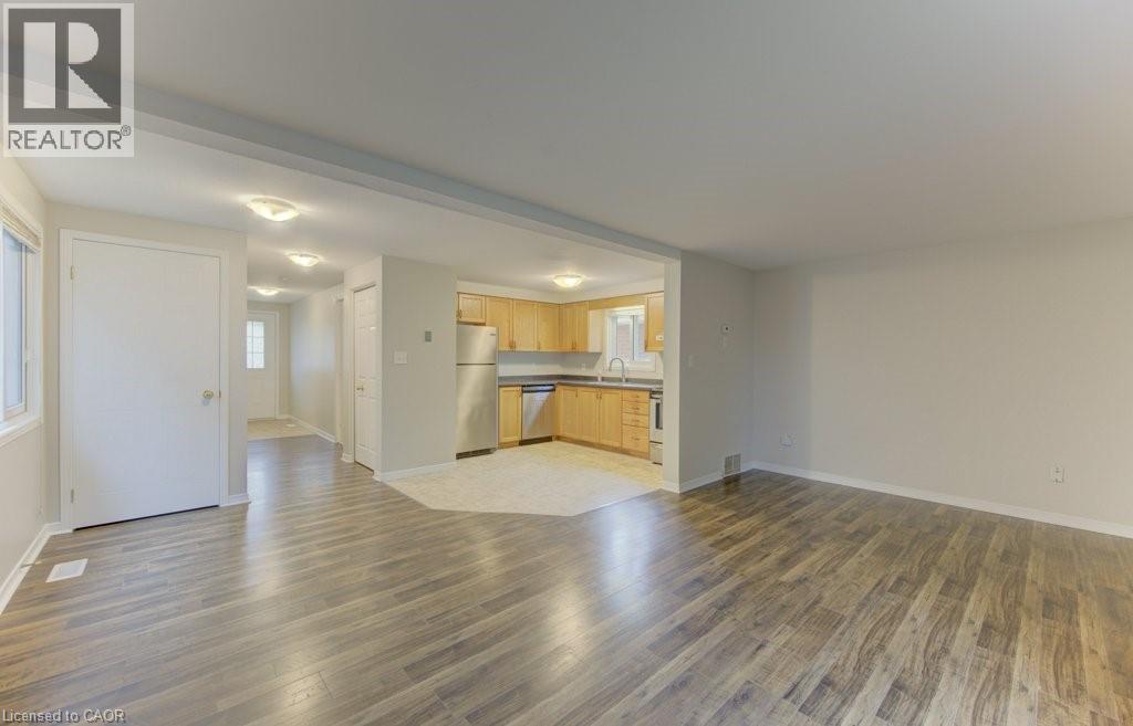 58 Orchid Crescent, Kitchener, Ontario  N2E 3N3 - Photo 10 - 40840414