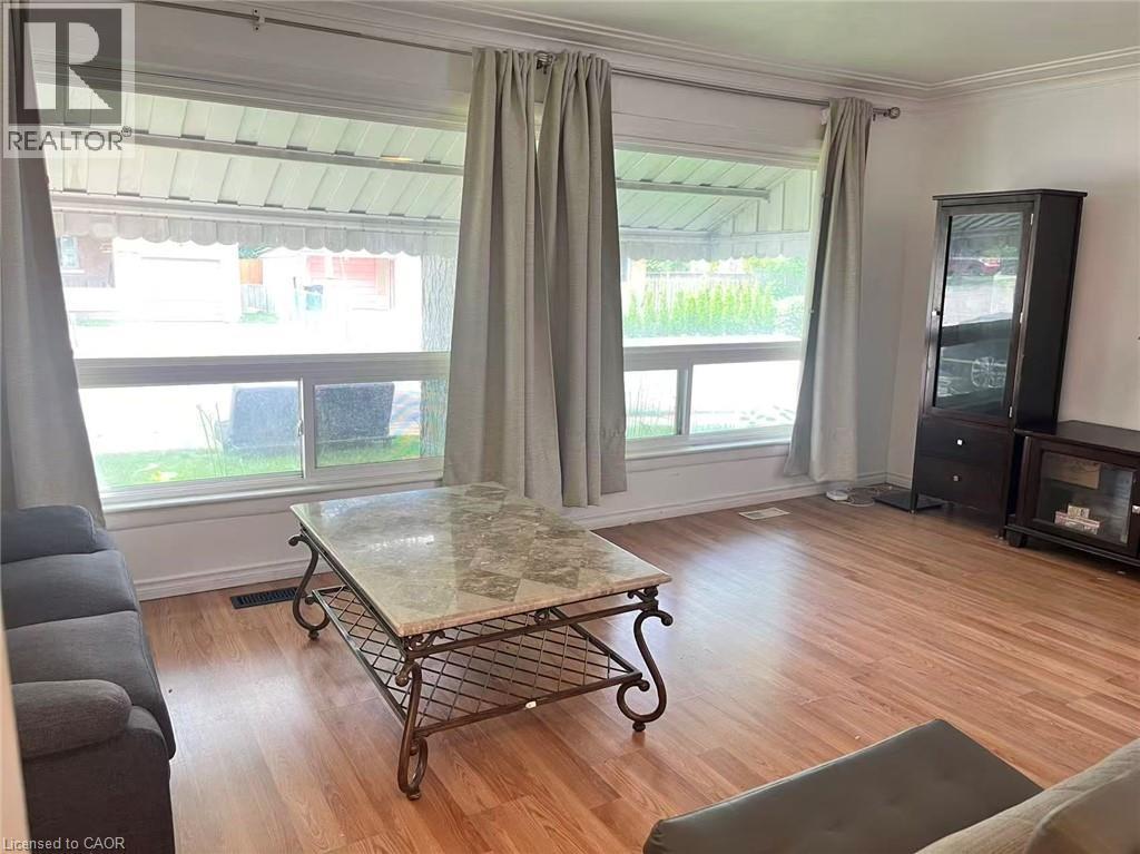 110 Peppler Street, Waterloo, Ontario  N2J 3C8 - Photo 2 - 40840590