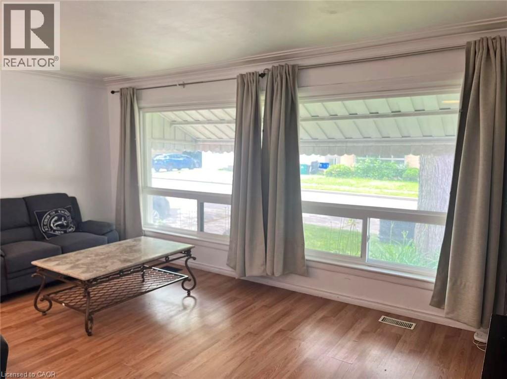 110 Peppler Street, Waterloo, Ontario  N2J 3C8 - Photo 3 - 40840590