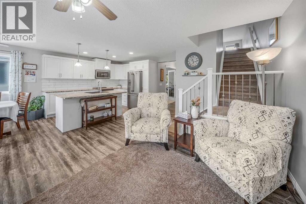 113 Canals Circle SW, Airdrie, Alberta  T4B 3E8 - Photo 7 - A2319152