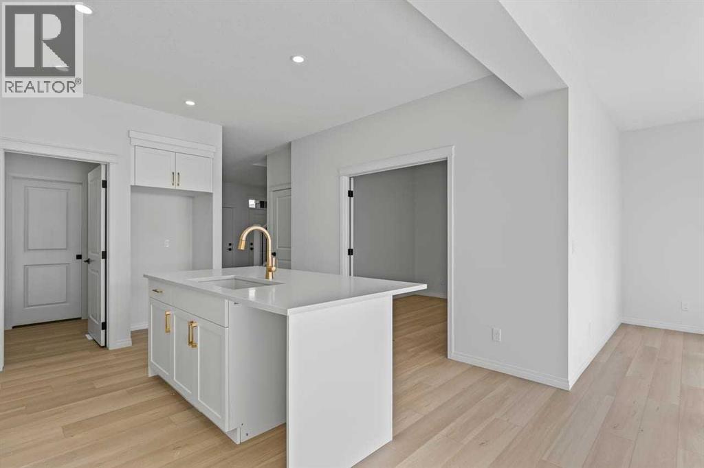 138 Corner Glen Square Ne, Calgary, Alberta  T3N 2S2 - Photo 6 - A2321292