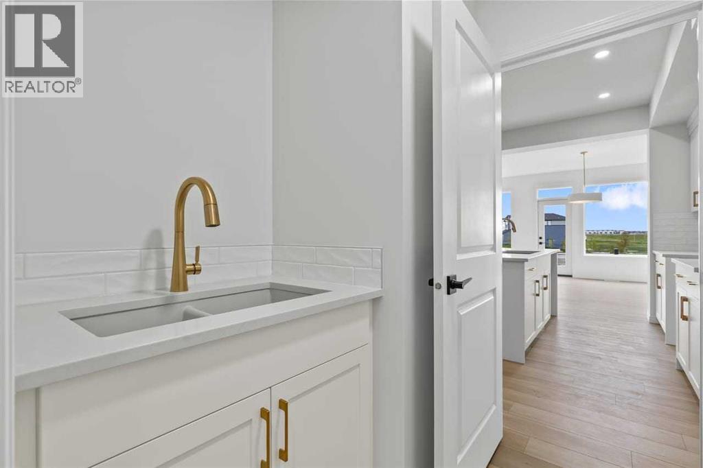 138 Corner Glen Square Ne, Calgary, Alberta  T3N 2S2 - Photo 10 - A2321292