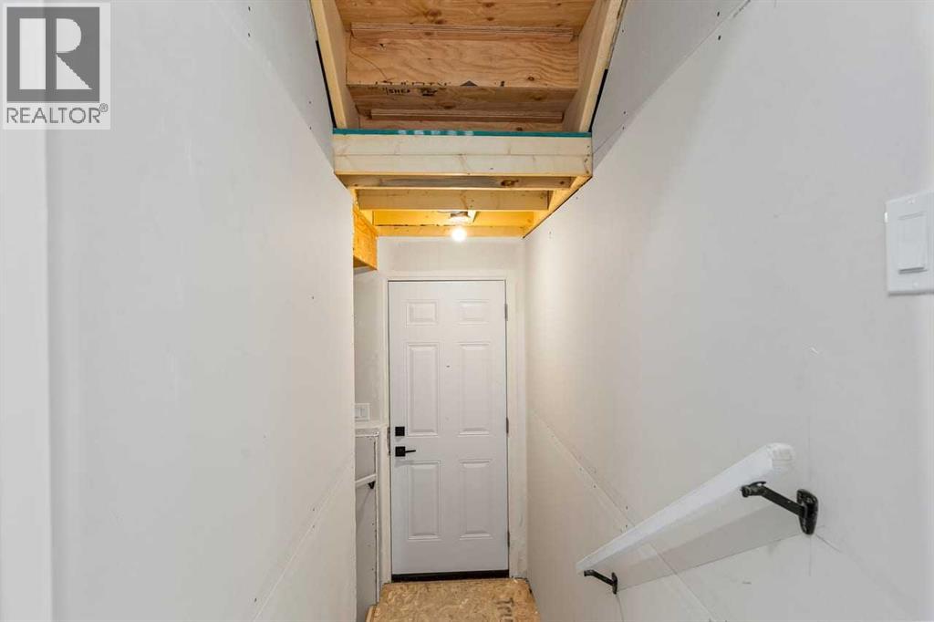138 Corner Glen Square Ne, Calgary, Alberta  T3N 2S2 - Photo 42 - A2321292