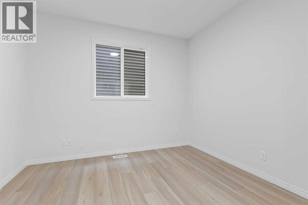 138 Corner Glen Square Ne, Calgary, Alberta  T3N 2S2 - Photo 18 - A2321292
