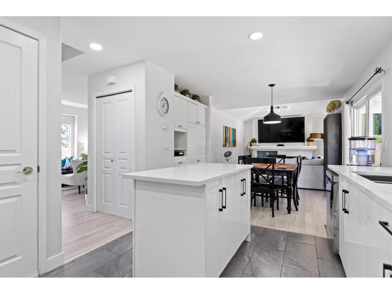7481 147 Street, Surrey, British Columbia  V3S 8Y7 - Photo 11 - R3137105