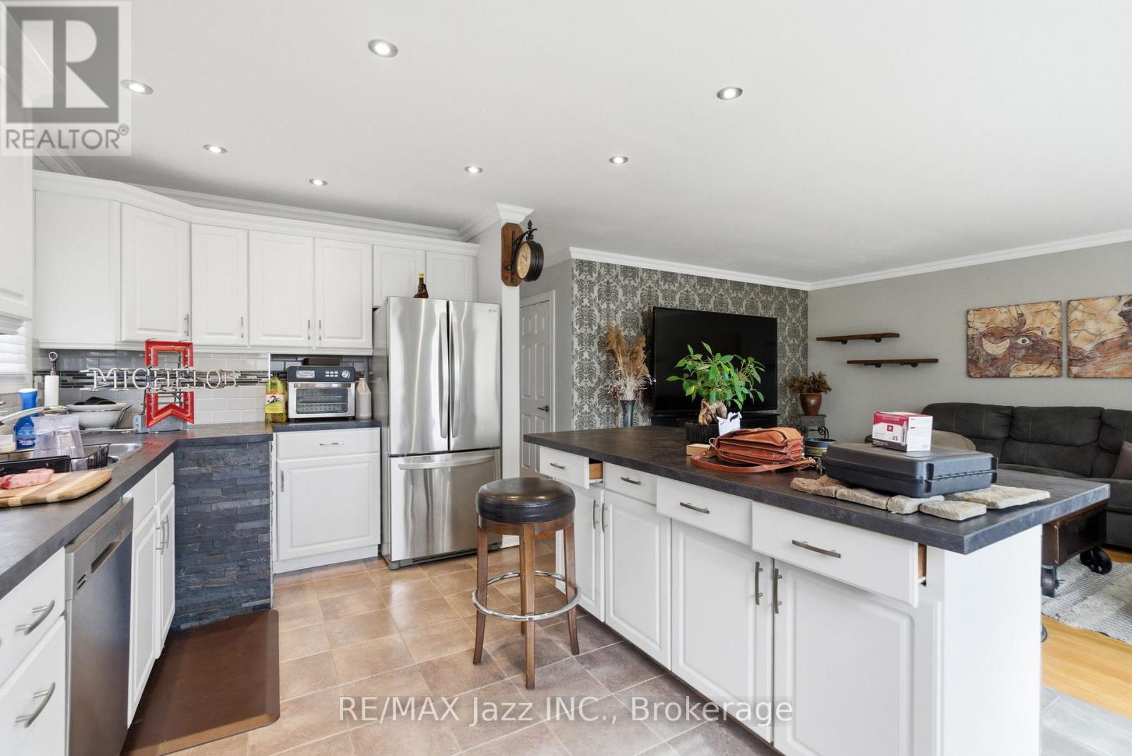 Upper Floor - 1235 Somerville Street, Oshawa, Ontario  L1G 4L1 - Photo 6 - E13457904
