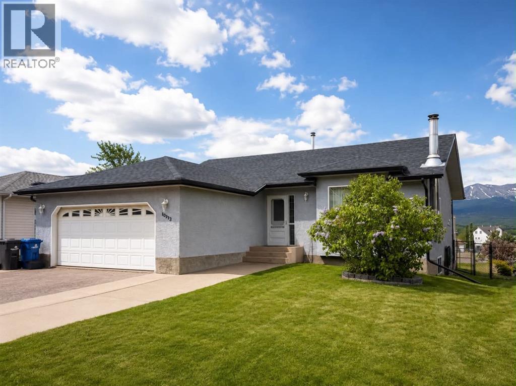 10913 Grande Avenue, Grande Cache, Alberta  t0e 0y0 - Photo 1 - A2290622