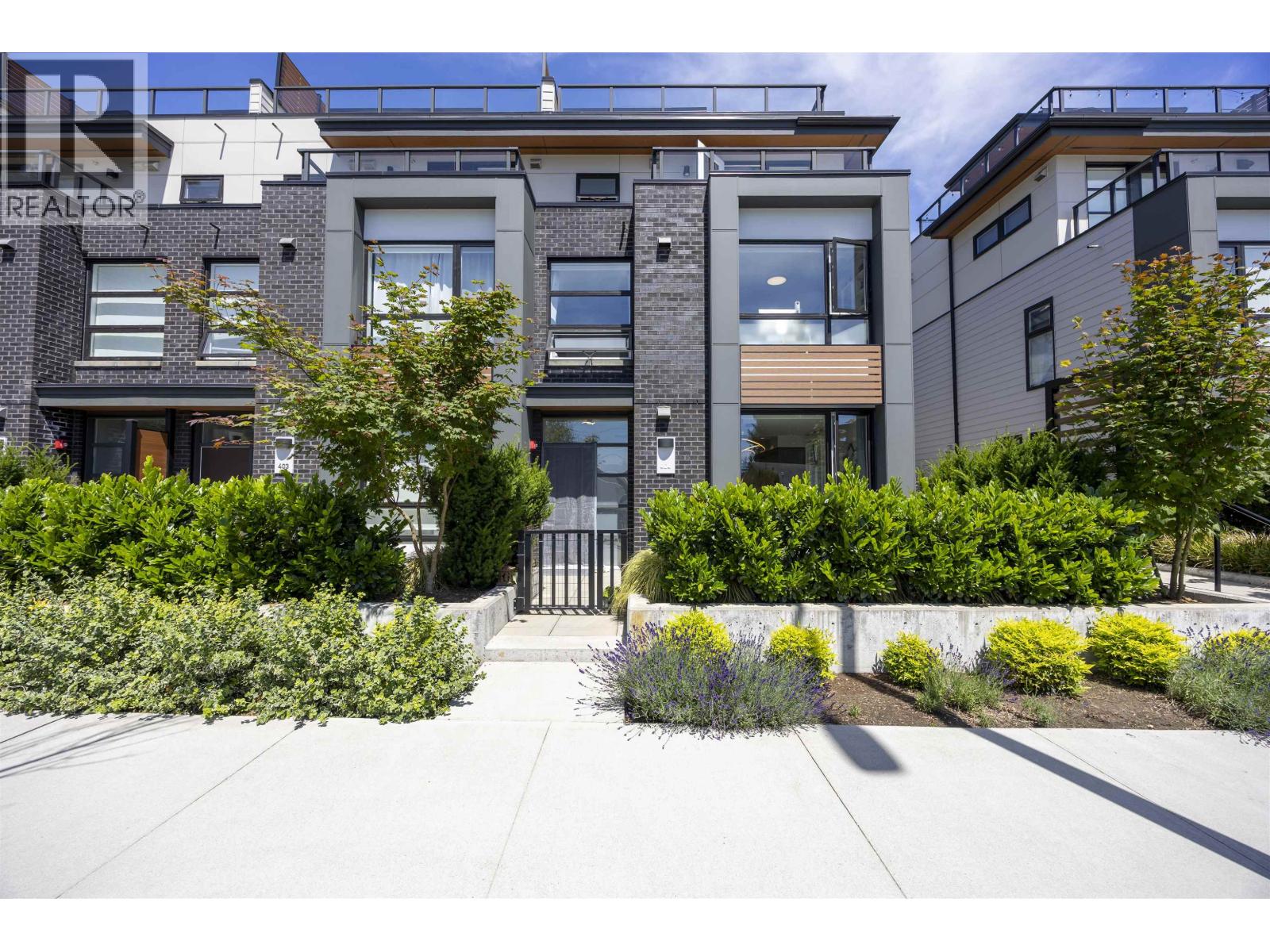 404 6085 IRMIN STREET, Burnaby