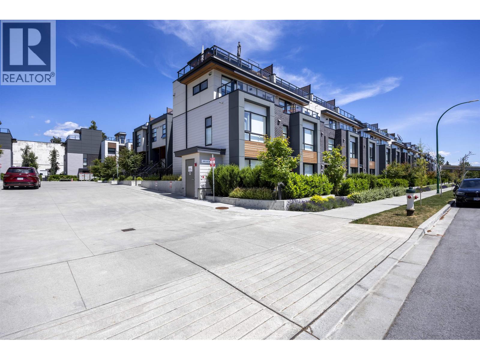 404 6085 Irmin Street, Burnaby, British Columbia  V5J 5C5 - Photo 4 - R3136286
