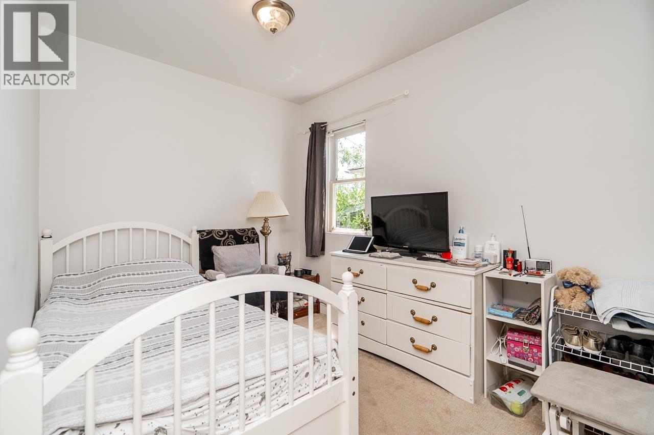 715 Roderick Avenue, Coquitlam, British Columbia  V3K 1P6 - Photo 15 - R3136949