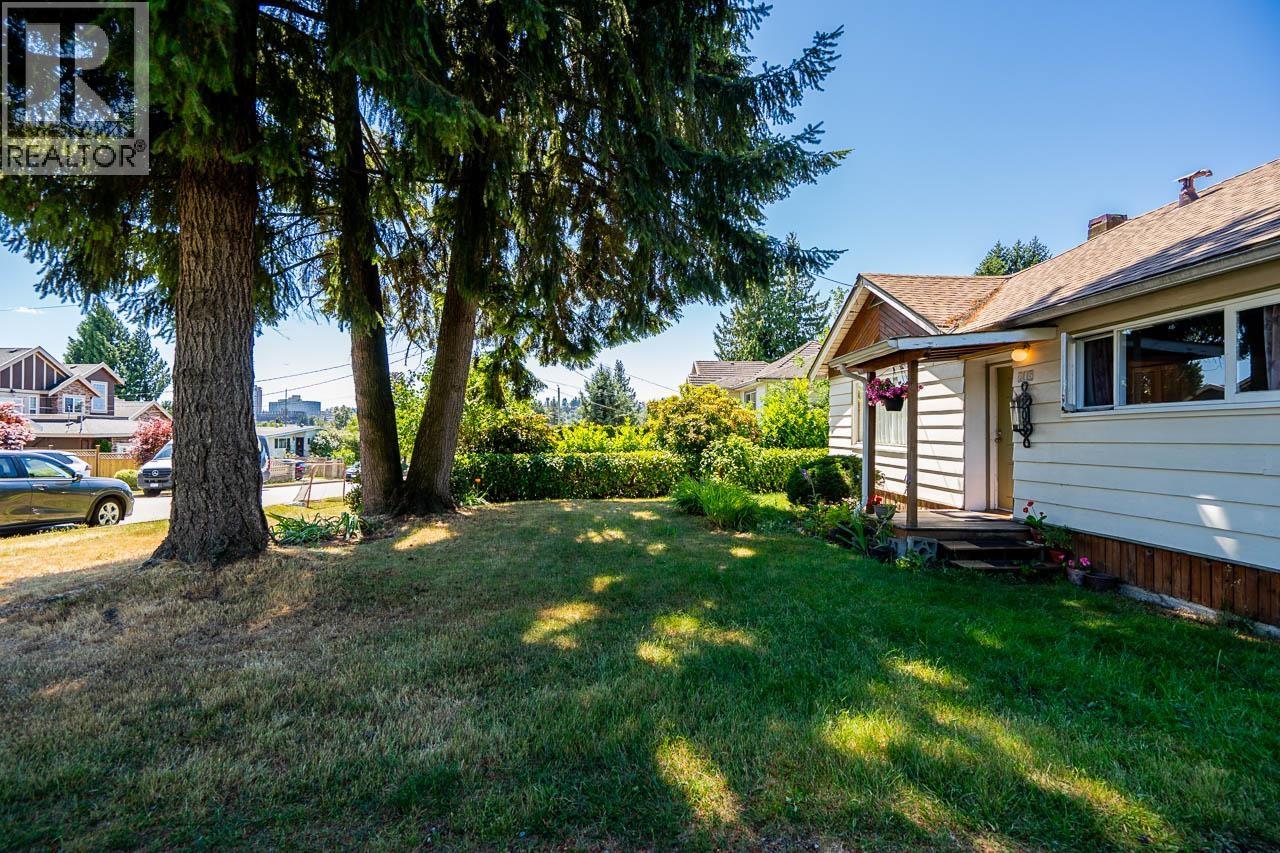 715 Roderick Avenue, Coquitlam, British Columbia  V3K 1P6 - Photo 30 - R3136949