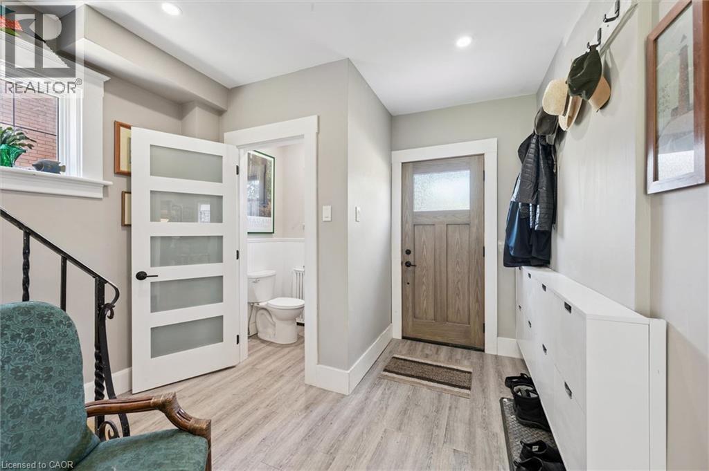 74 Homewood Avenue, Kitchener, Ontario  N2M 1W9 - Photo 6 - 40833501