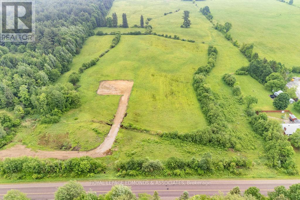 00 B-Line Road, Laurentian Valley, Ontario K8A 6W8 - Photo 13 - X13457884