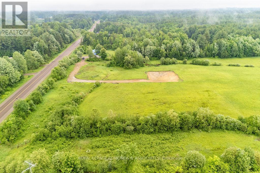 00 B-Line Road, Laurentian Valley, Ontario K8A 6W8 - Photo 3 - X13457884