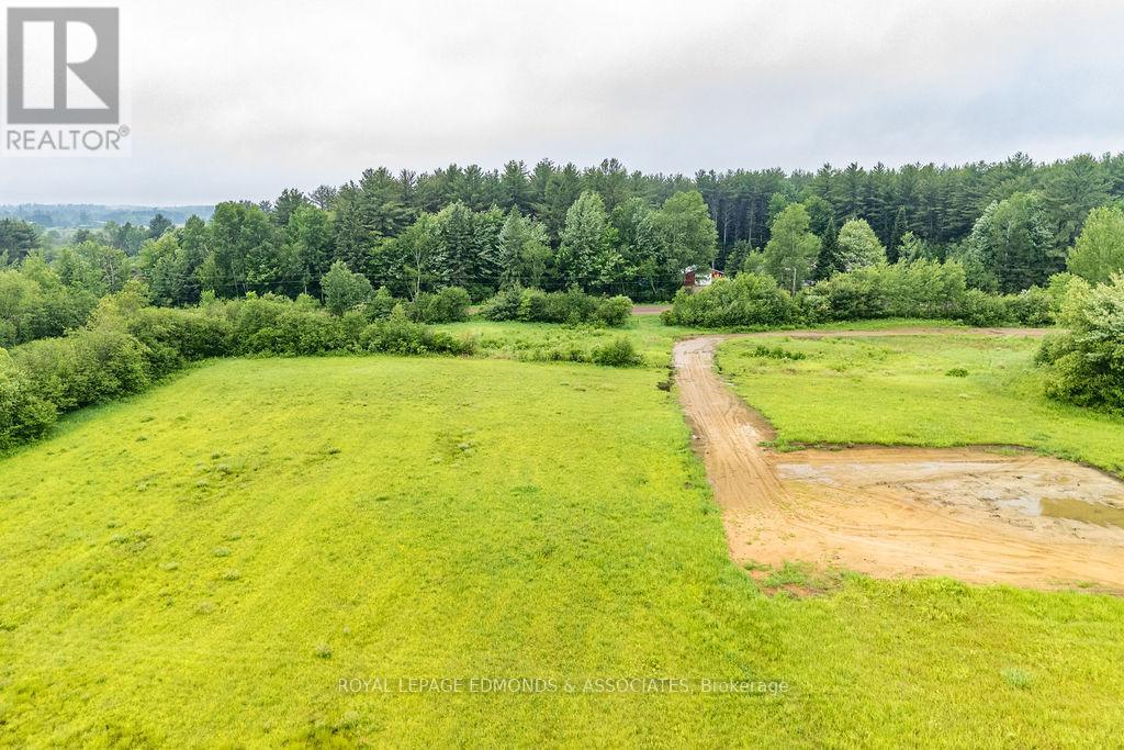 00 B-Line Road, Laurentian Valley, Ontario K8A 6W8 - Photo 5 - X13457884