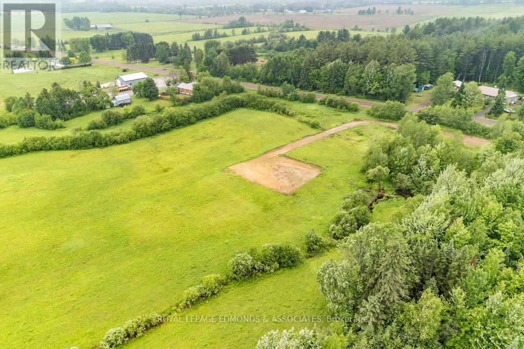 00 B-Line Road, Laurentian Valley, Ontario K8A 6W8 - Photo 6 - X13457884