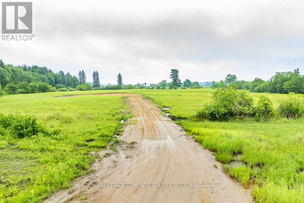 00 B-Line Road, Laurentian Valley, Ontario K8A 6W8 - Photo 8 - X13457884
