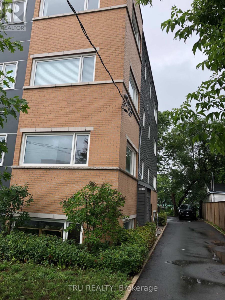 2 - 335 Olmstead Street, Ottawa, Ontario K1L 7K2 - Photo 2 - X13457896