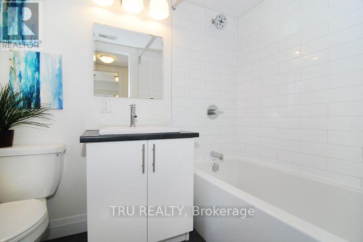 2 - 335 Olmstead Street, Ottawa, Ontario K1L 7K2 - Photo 7 - X13457896