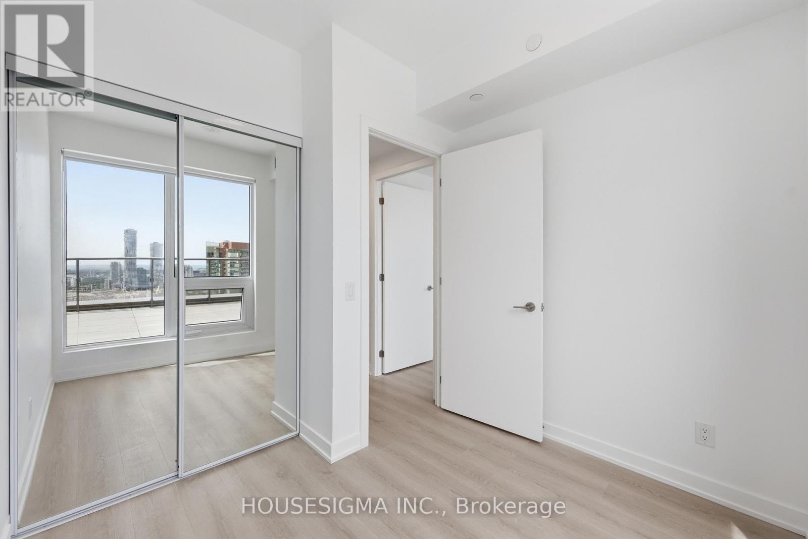 2706 - 100 Queen Street E, Toronto, Ontario  M5C 0B5 - Photo 17 - C13457730