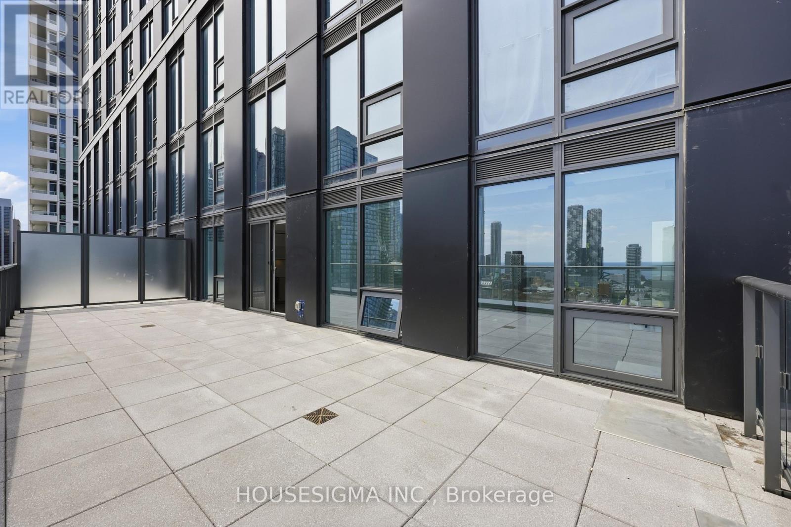 2706 - 100 Queen Street E, Toronto, Ontario  M5C 0B5 - Photo 21 - C13457730