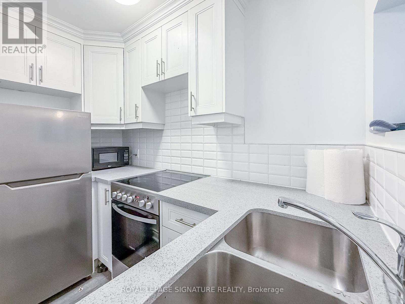 34 - 394 Dovercourt Road, Toronto, Ontario  M6J 3E7 - Photo 11 - C13457742