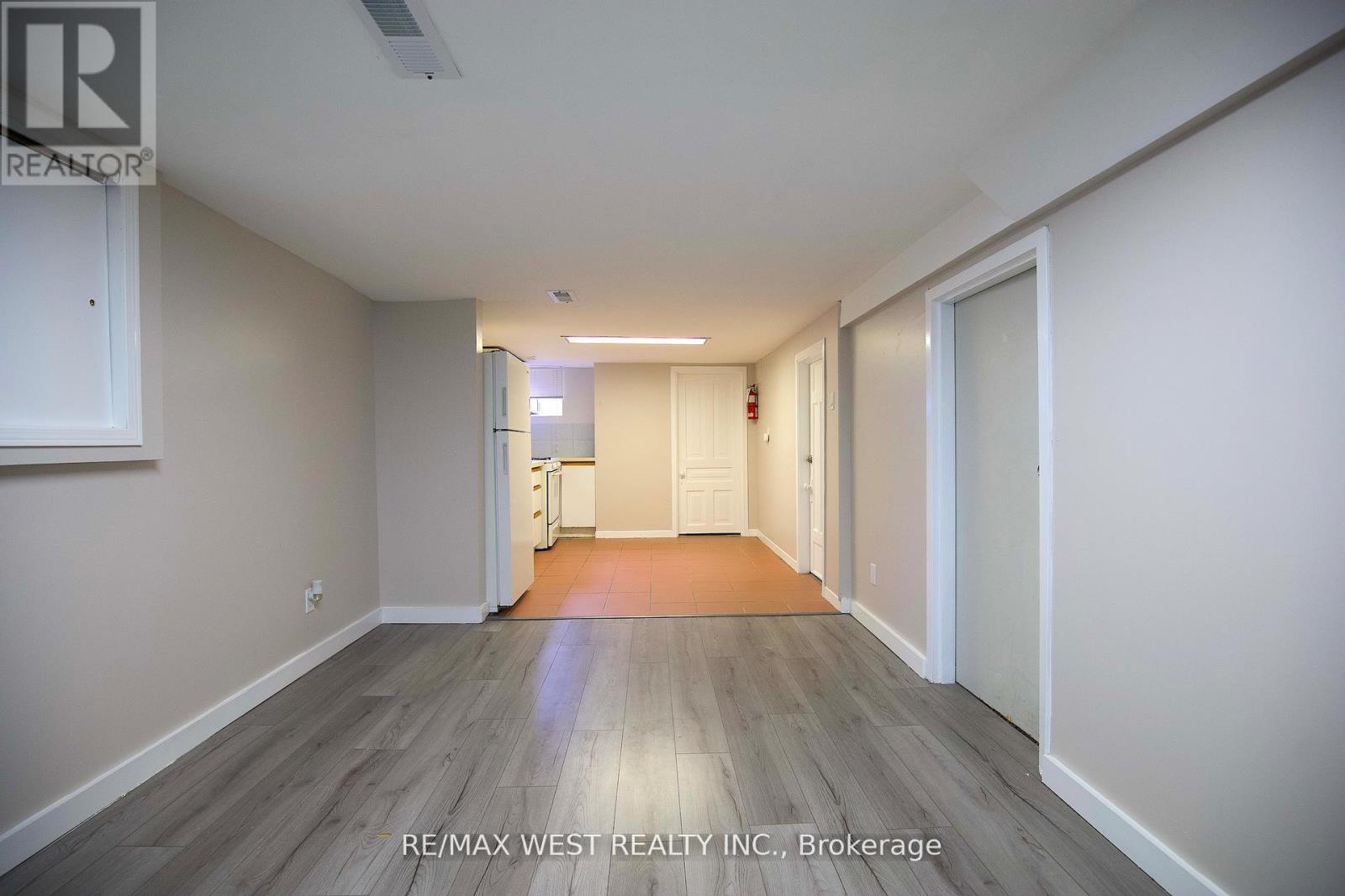 Basement - 32 Beatrice Street, Toronto, Ontario  M6J 2T3 - Photo 3 - C13457750