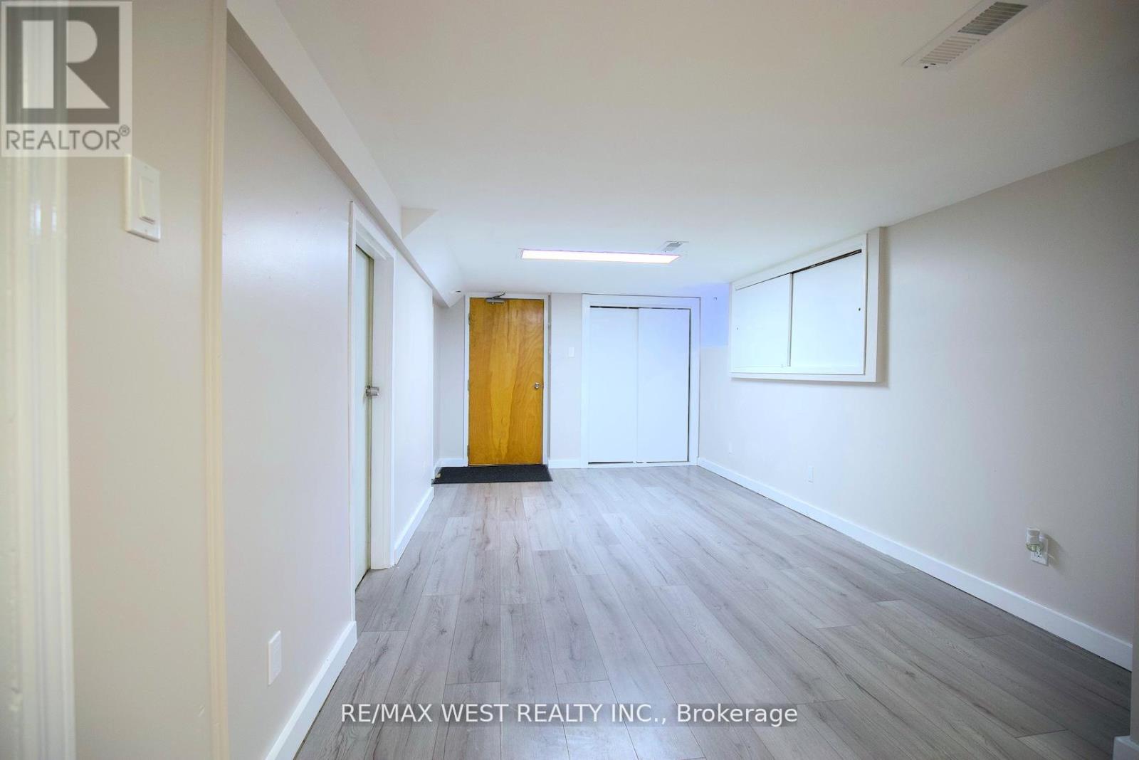 Basement - 32 Beatrice Street, Toronto, Ontario  M6J 2T3 - Photo 5 - C13457750