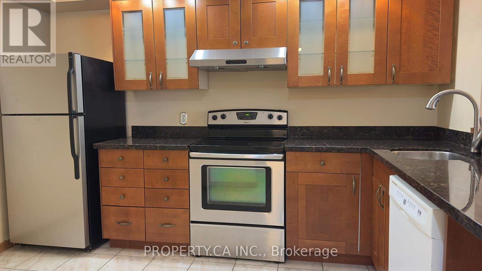 609 - 1131 Steeles Avenue W, Toronto, Ontario  M2R 3W8 - Photo 3 - C13457878