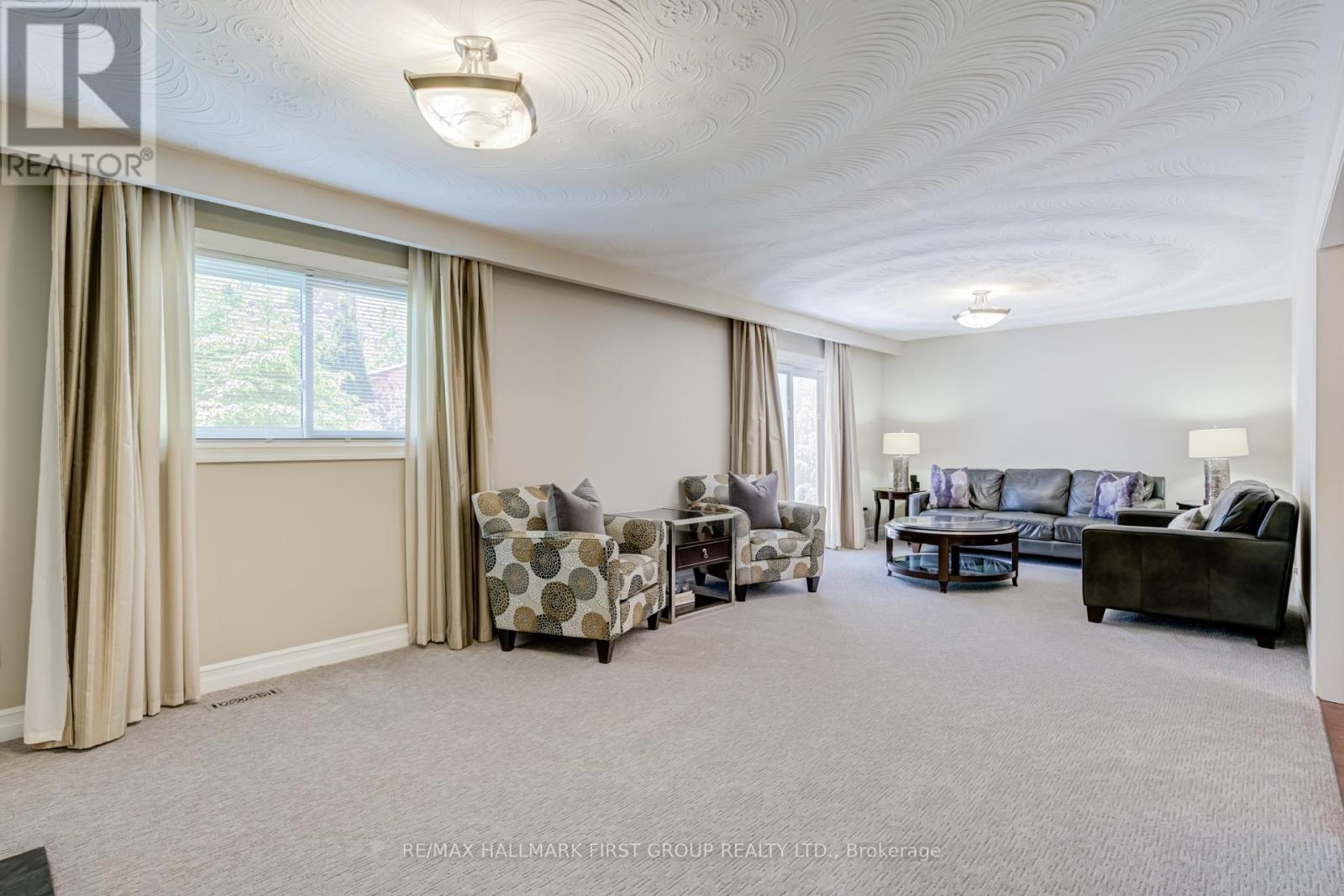 520 Mcleod Crescent, Pickering, Ontario  L1W 3M5 - Photo 18 - E13457702