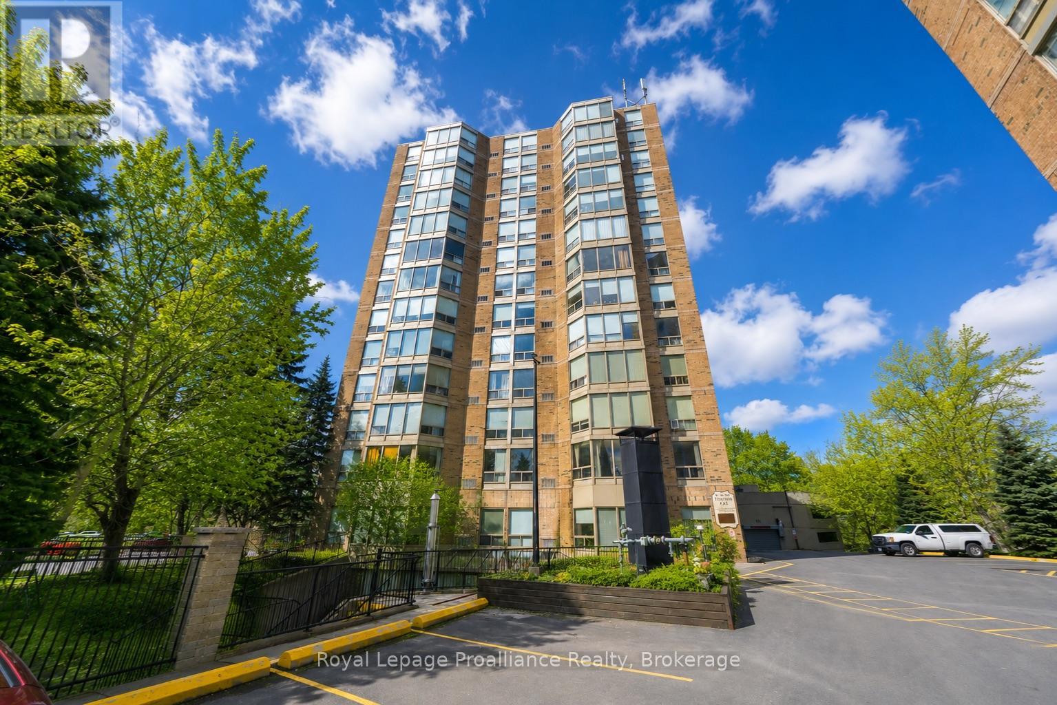 806 - 344 Front St Street, Belleville, Ontario  K8N 5M4 - Photo 1 - X13073294