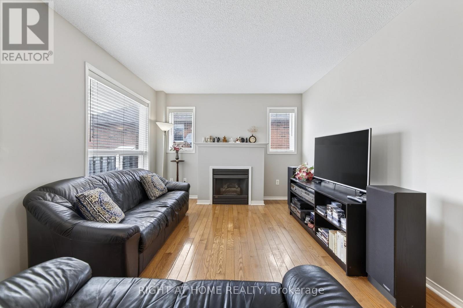 1338 Vincent Crescent, Innisfil, Ontario  L9S 1Z8 - Photo 10 - N13457954