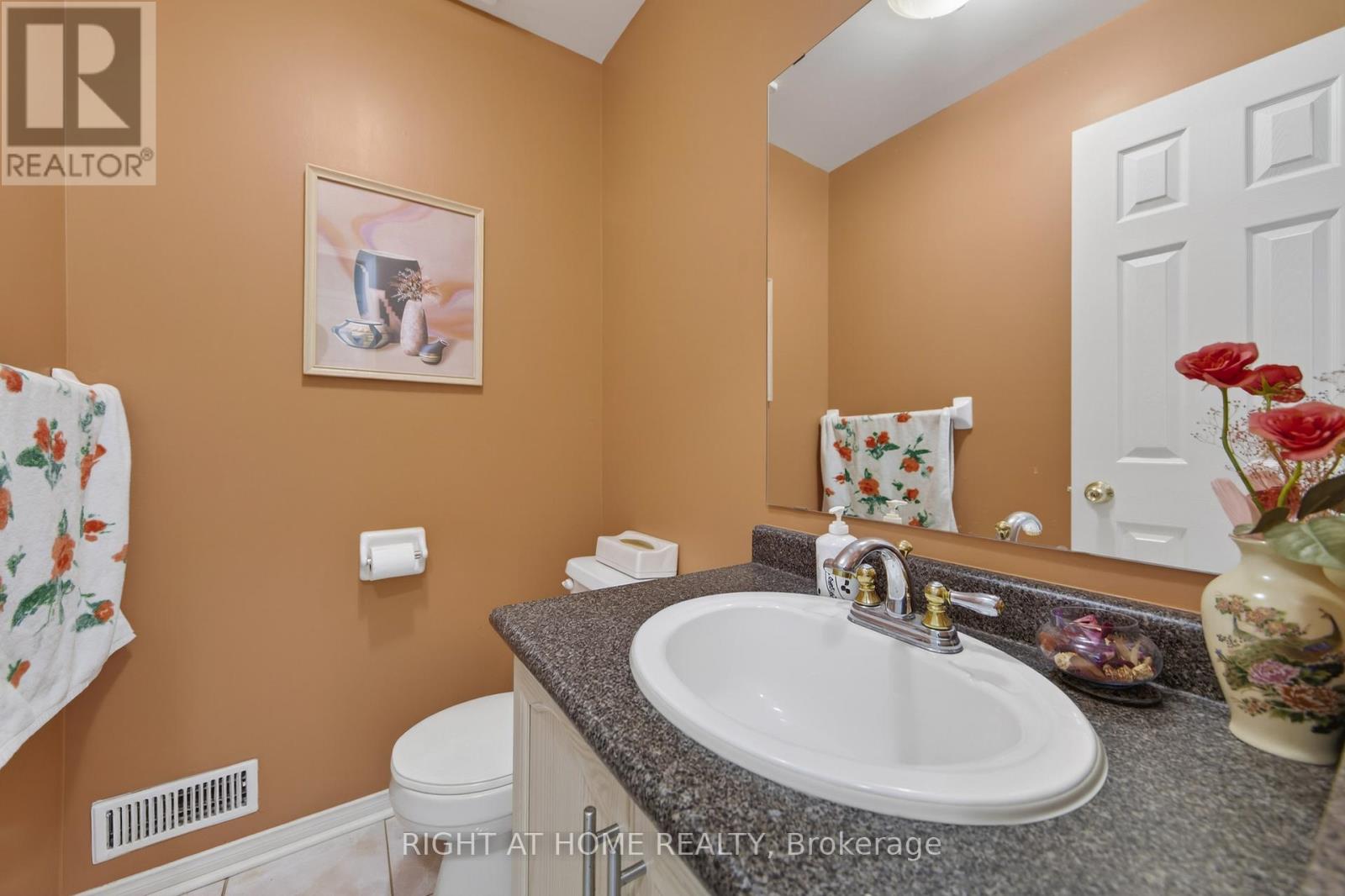 1338 Vincent Crescent, Innisfil, Ontario  L9S 1Z8 - Photo 14 - N13457954