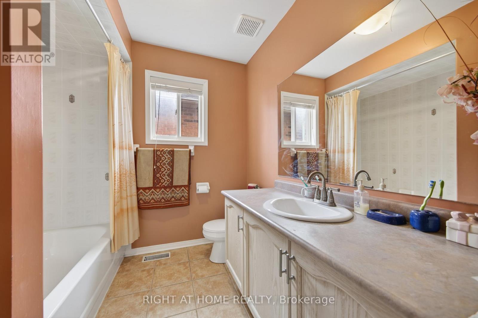 1338 Vincent Crescent, Innisfil, Ontario  L9S 1Z8 - Photo 23 - N13457954